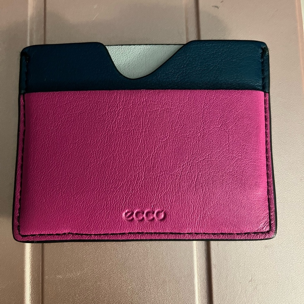 Ecco leather card holder